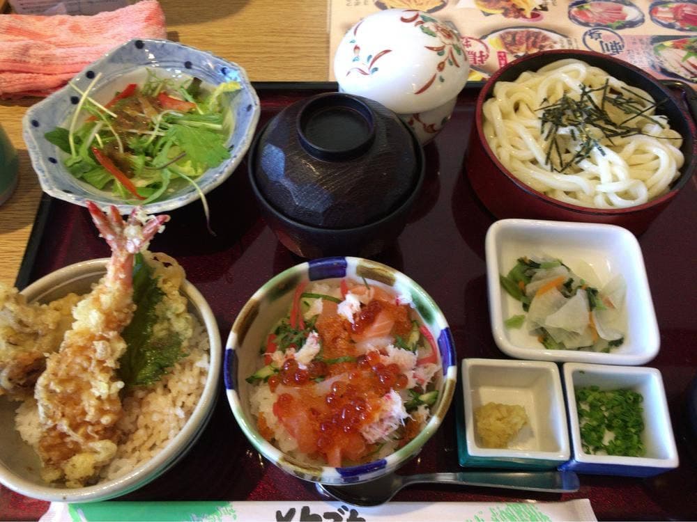 とんでん 蓮田店