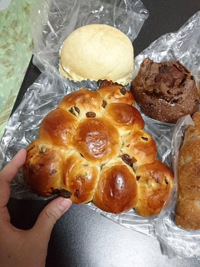 石窯パン工房ばーすでい名取本店 - サブ画像3