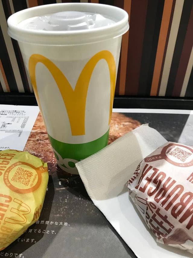 マクドナルド 札幌アピア店 - サブ画像1