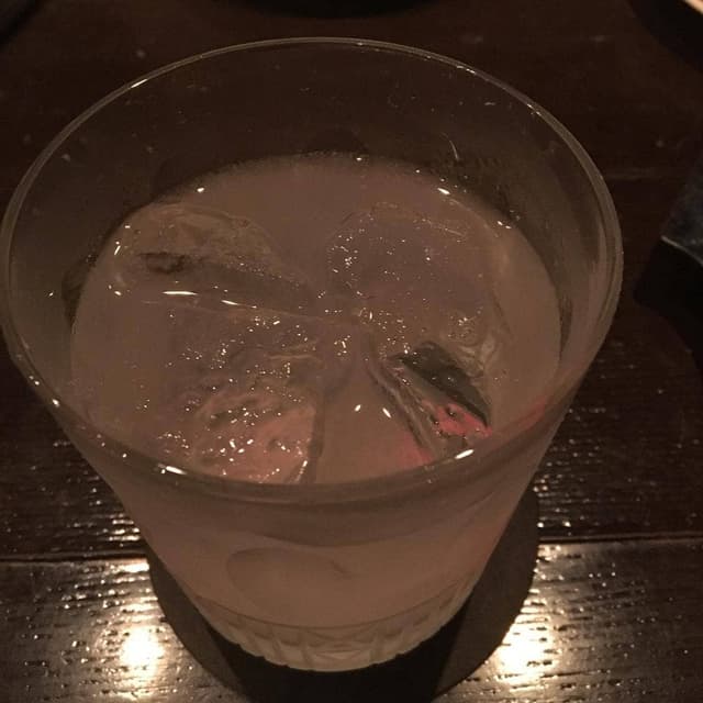 THREE Bar - サブ画像1
