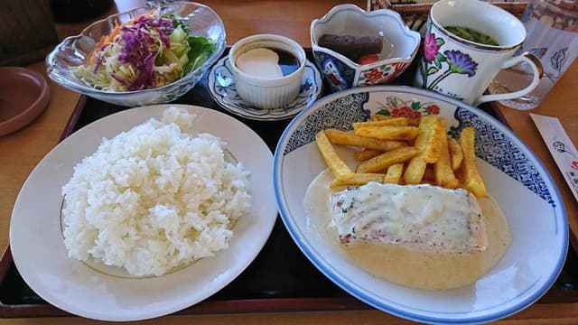 無国籍料理グランドシェフ - サブ画像2
