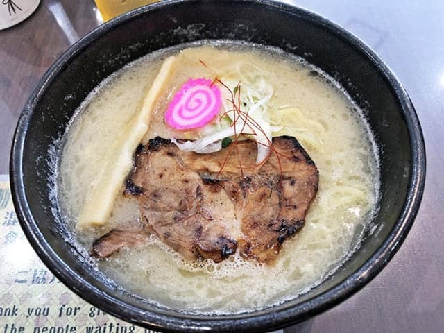 麺屋 はちれん - サブ画像3