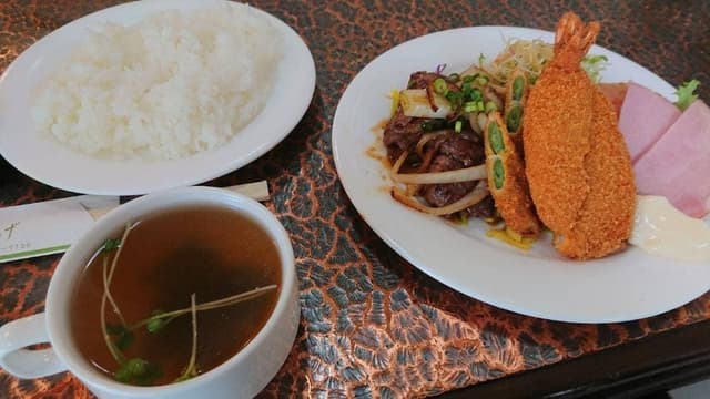 手造り 洋食専門店 れんげ - サブ画像1