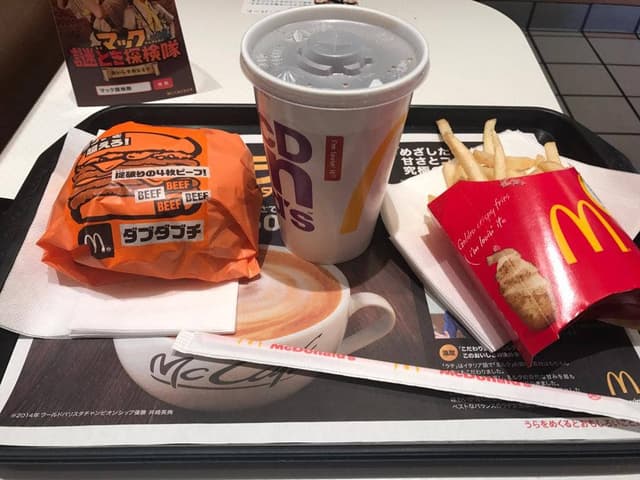 マクドナルド 新城バイパス店 - サブ画像1