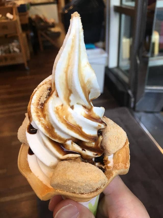 富士の国やまなし館 - サブ画像2
