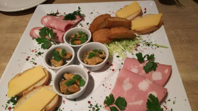 洋食&ぶどう酒のお店 ぼじょ - サブ画像1