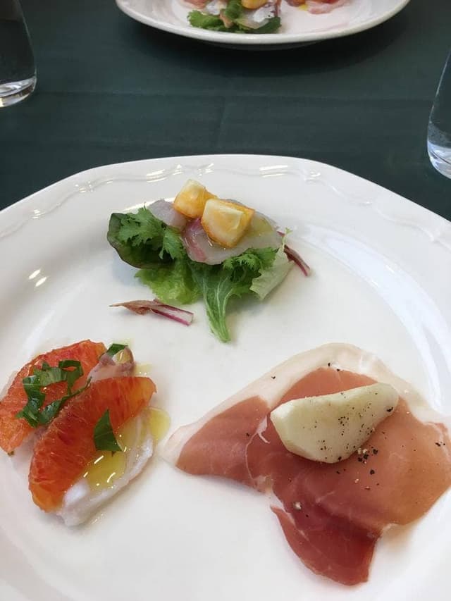 restaurant Toui - サブ画像1
