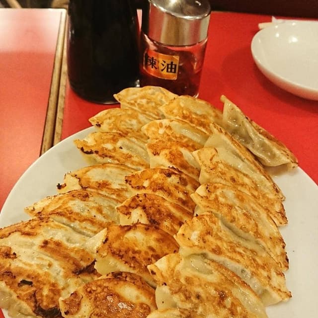 餃子屋 弐ノ弐 中央店 - サブ画像1