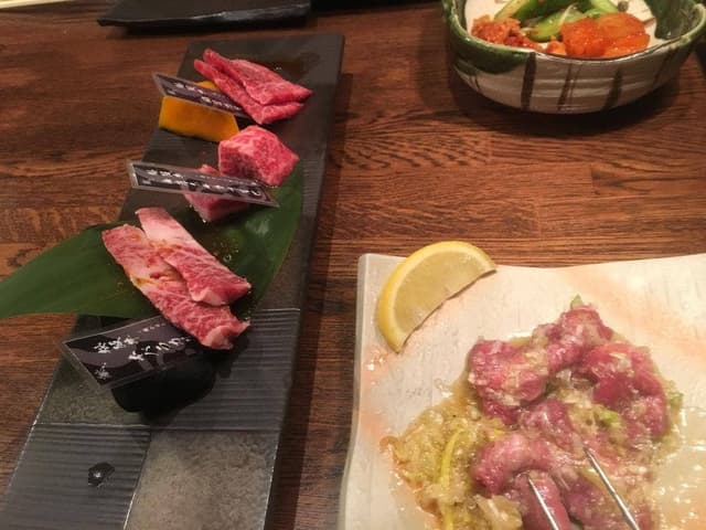 炭火焼肉泉味亭 - サブ画像3
