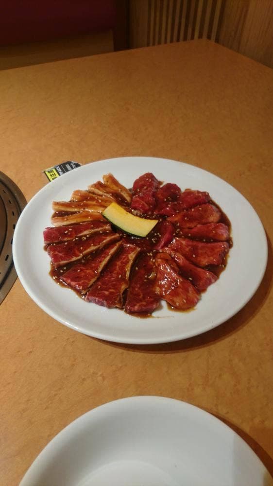 個室焼肉 ごかく 本店