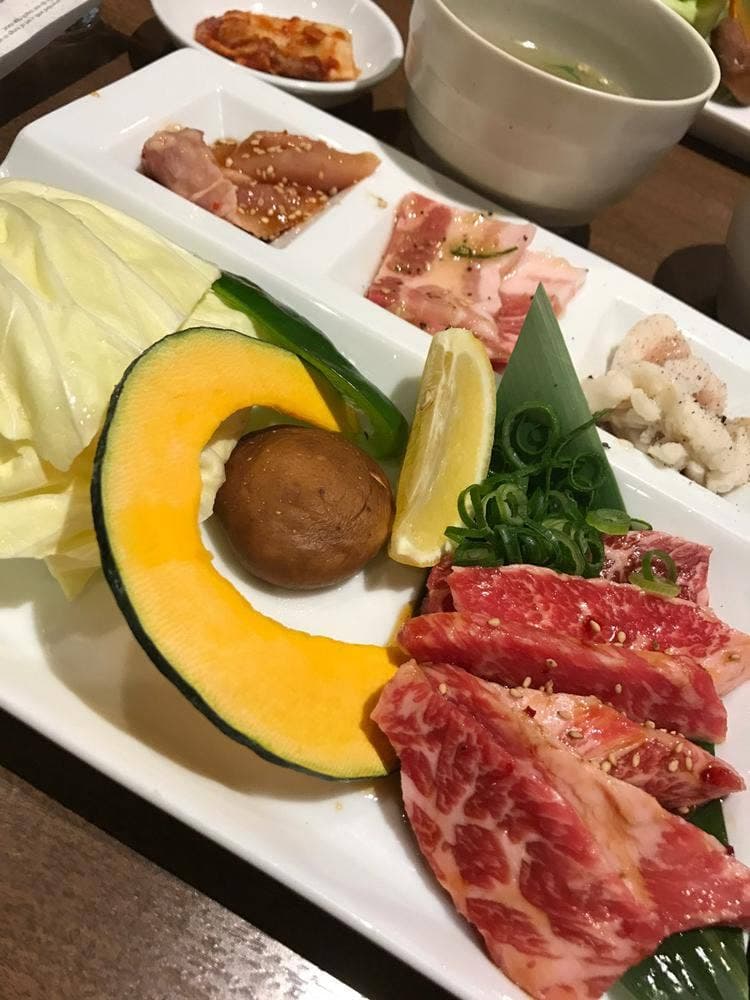 焼肉じゃんじゃか 坂店