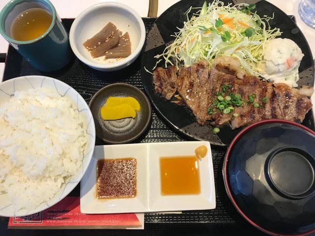 正岡の焼肉レスト 正岡 本店 - サブ画像1