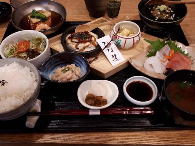 日本料理 旬楽さわ田 - サブ画像3