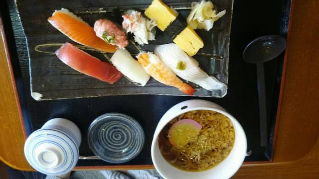 すし・めん処 大京 おゆみ野店 - サブ画像2