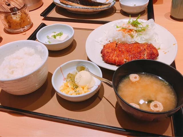 やよい軒 岐阜柳津店 - サブ画像1