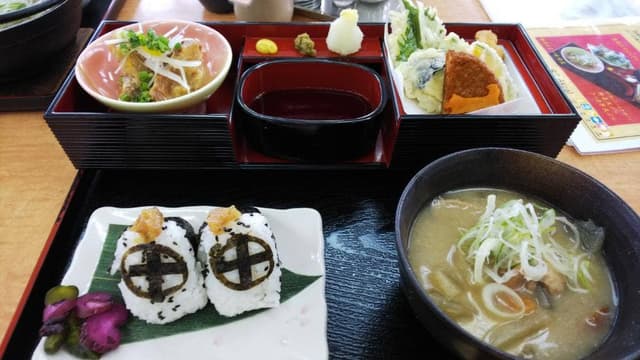 霧島SA下り レストラン 萩の茶屋 - サブ画像1