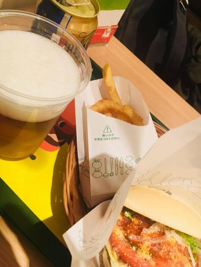 モスバーガー 渋谷公園通り店 - サブ画像1
