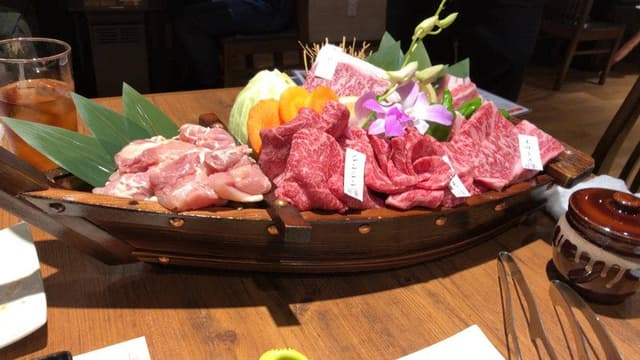 和牛焼肉 LIEBE - サブ画像1