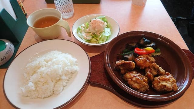 サイゼリヤ イオン大和店 - サブ画像1