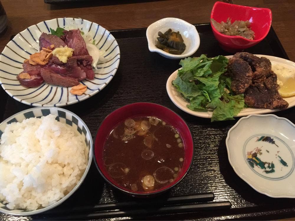 青井はなや
