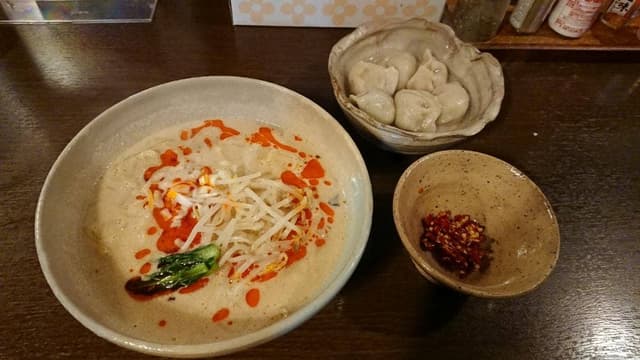函館刀削麺 翼餃子 - サブ画像2