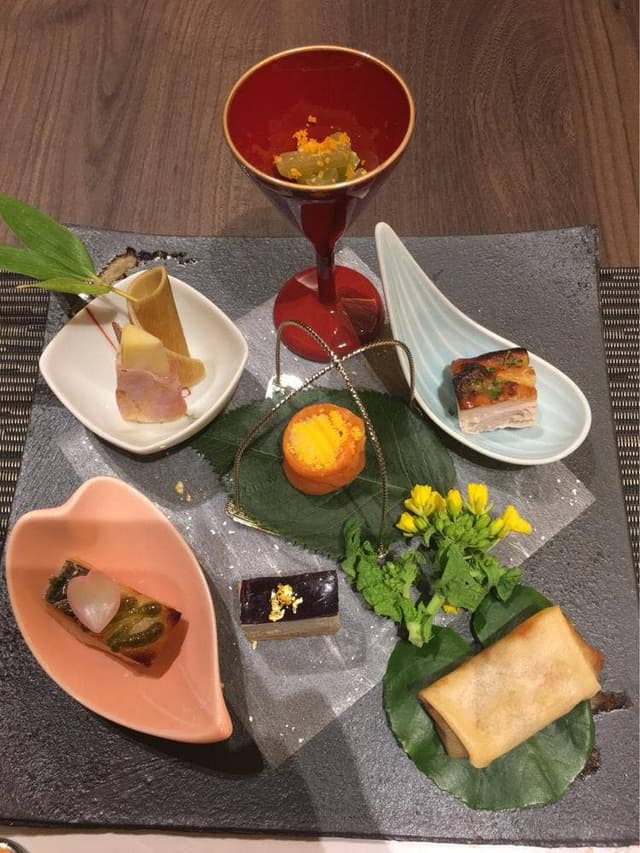 ダイニングレストラン 次元 - サブ画像1