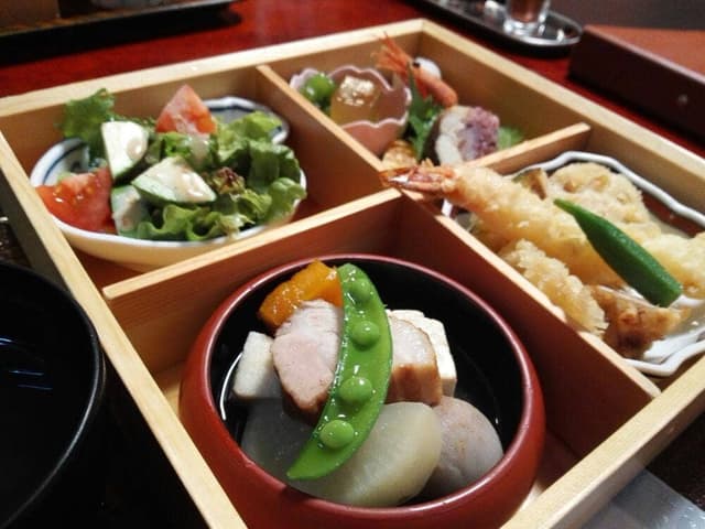 割烹 丸庄本田 - サブ画像3