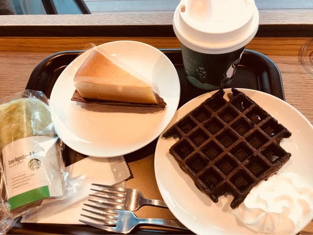 スターバックス コーヒー 奈良鴻ノ池運動公園店 - サブ画像2