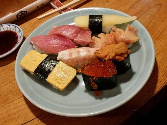 寿司春 - サブ画像3