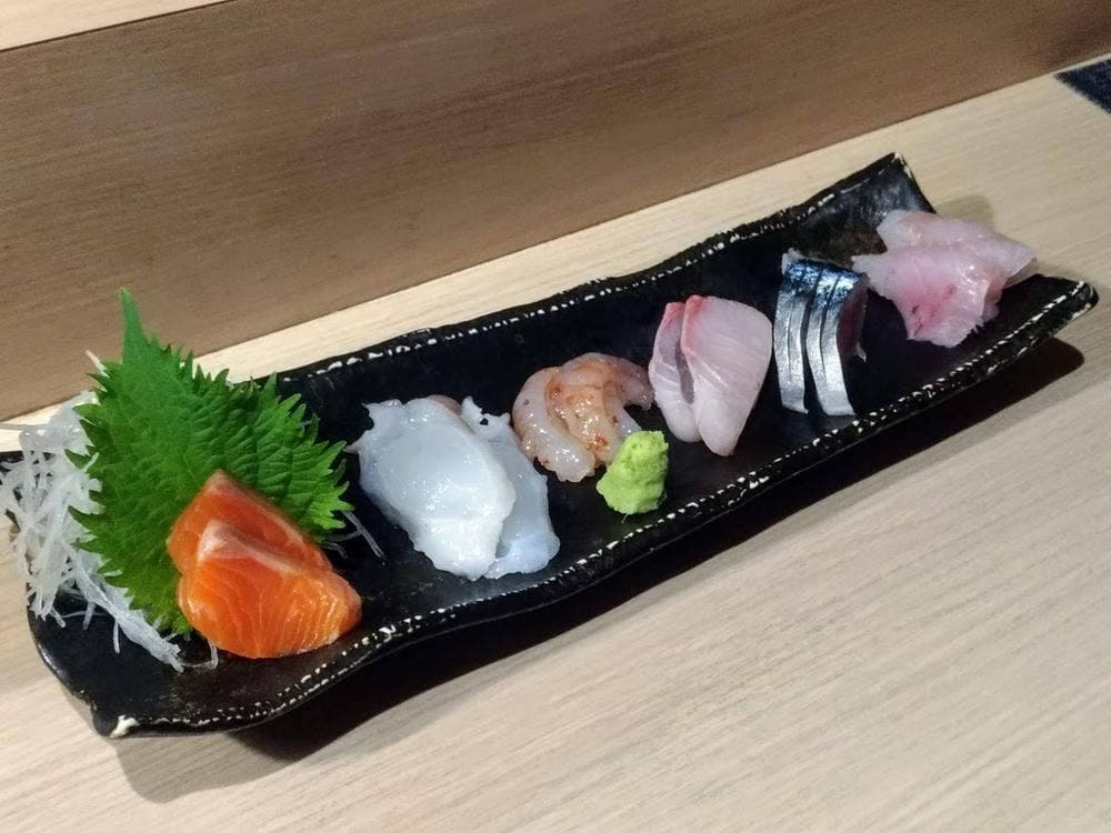 食べ呑み処こうせつ