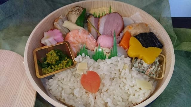 京料理 六盛 JR京都伊勢丹店 - サブ画像3