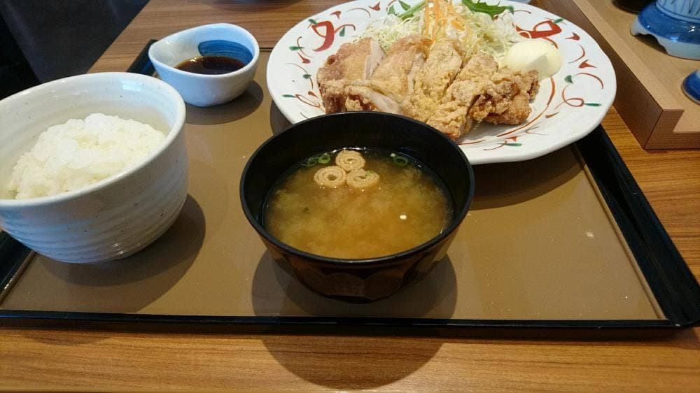 やよい軒 宇部則貞店