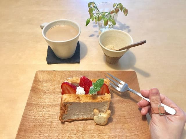 cafe 百音 - サブ画像1