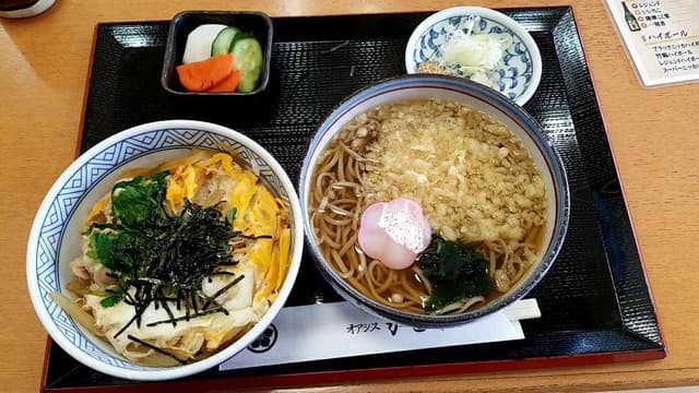 お食事処 オアシス かどや - サブ画像1