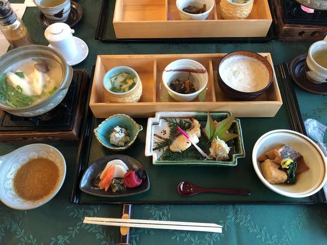 和食処 照葉庵 蔵元 綾 酒泉の杜 - サブ画像2