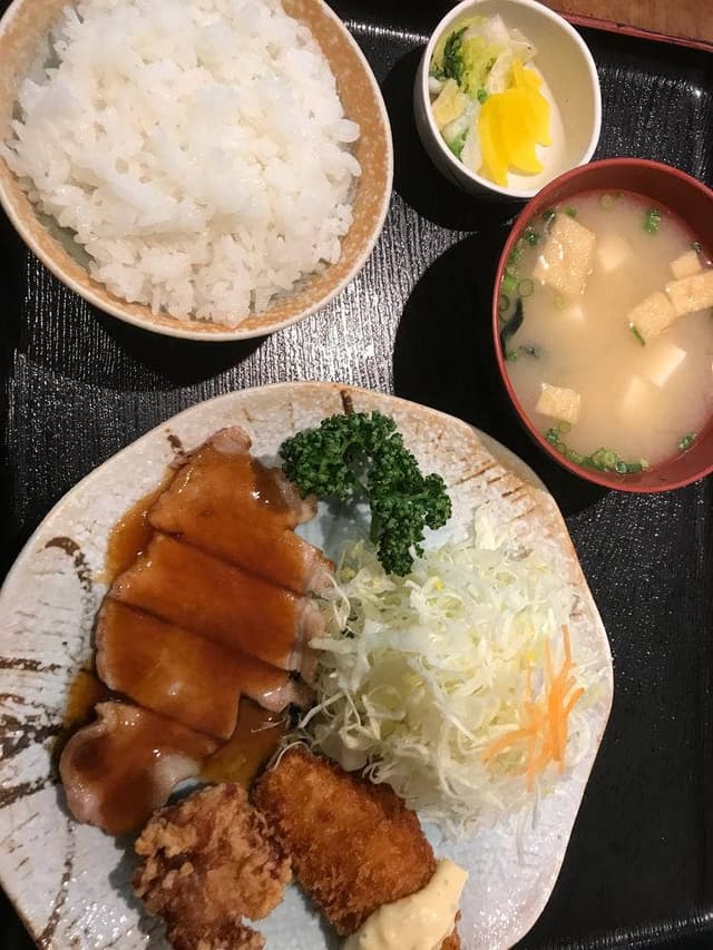 伊勢勝 西友道の尾店 - サブ画像3