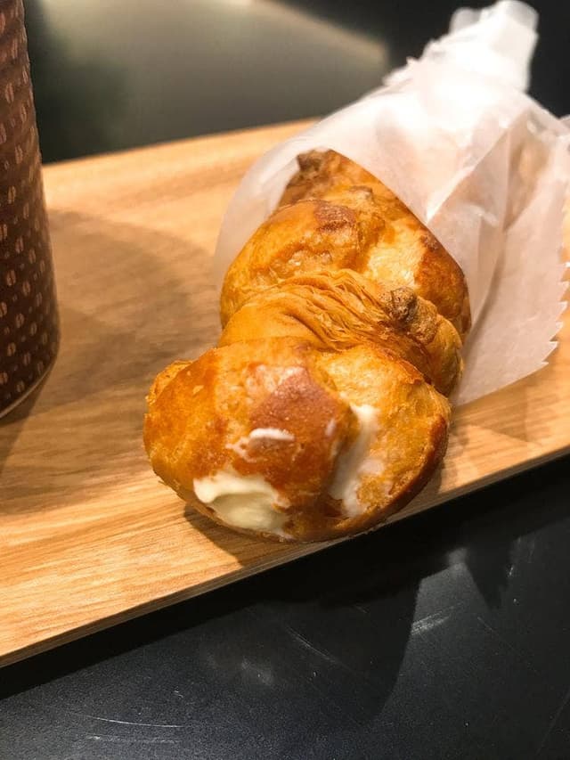 PLUS CASA LOUNGE 大阪店 - サブ画像1