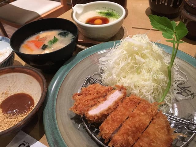 名代とんかつ かつくら 阪急西宮ガーデンズ店 - サブ画像2