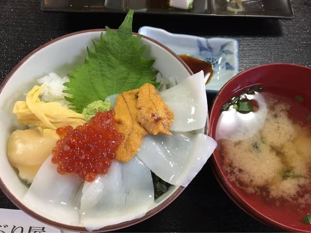 浜の味「どんぶり屋」 - サブ画像1