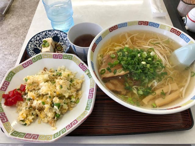 新幹線ラーメン 芦渡店 - サブ画像1