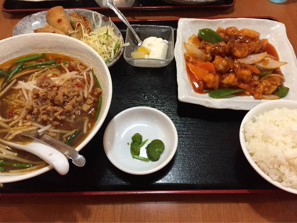 台湾料理 萬福