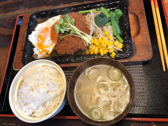 地獄ラーメン 日と月 玉村店 - サブ画像2