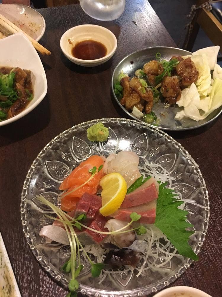 炉ばた酒場 黒船屋