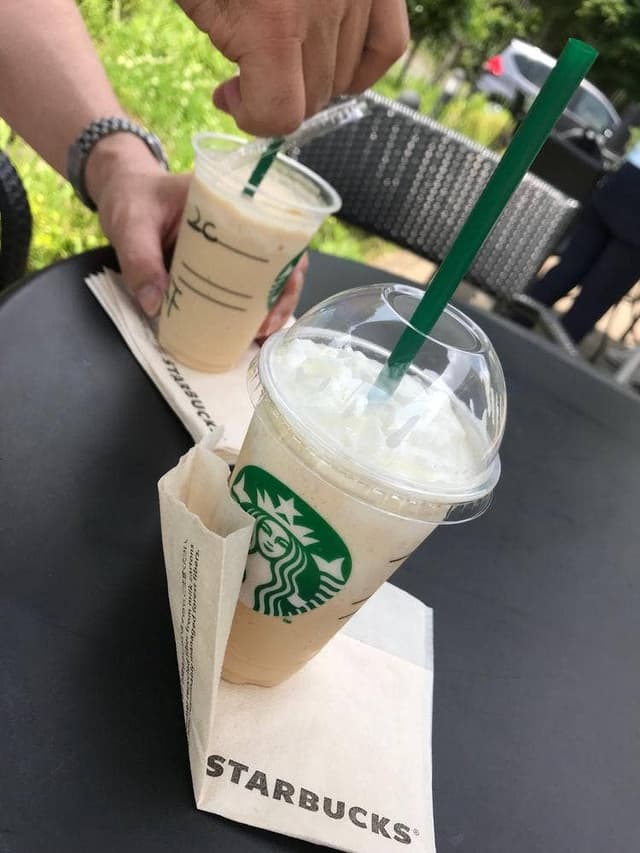 スターバックス コーヒー 千葉若松店 - サブ画像1