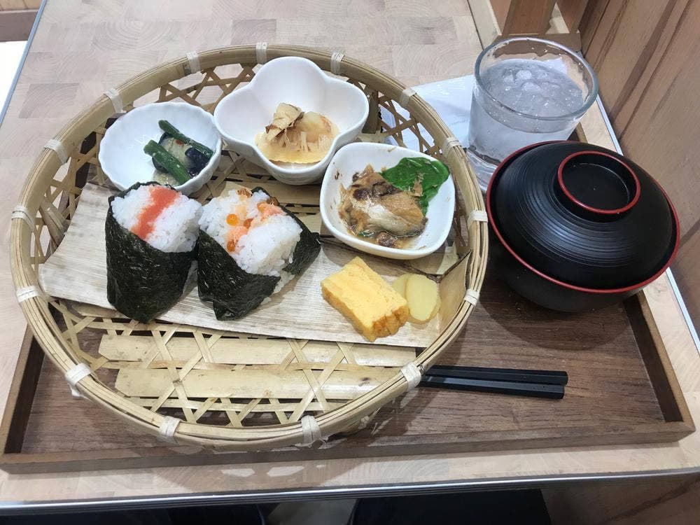 おむすびCafe ぐぅ エトモ武蔵小山店