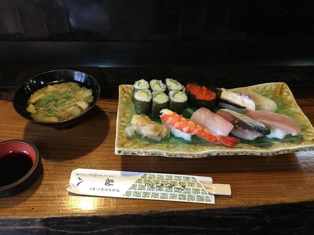 勘八