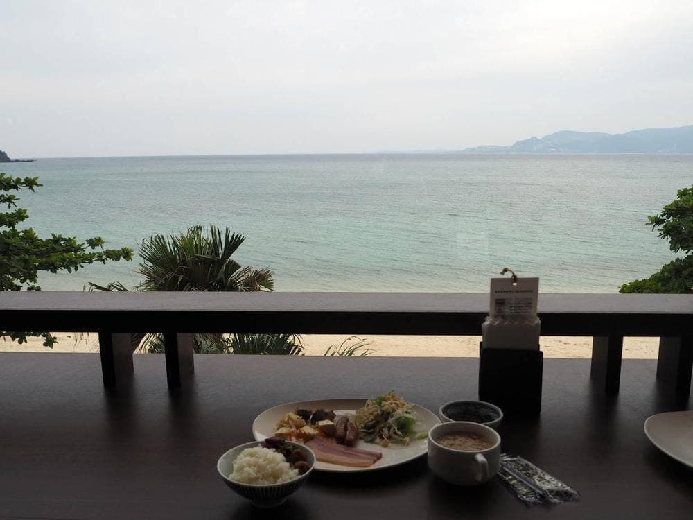 Seaside Ristorante ベストウェスタン沖縄幸喜ビーチ