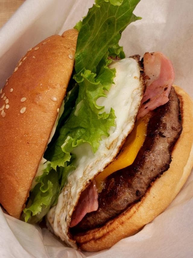 フレッシュネスバーガー 三軒茶屋店 - サブ画像1