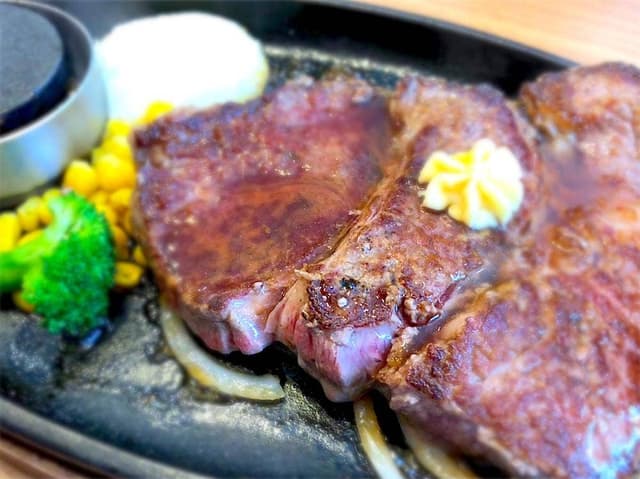 ステーキ&ハンバーグ ダンデライオン - サブ画像1