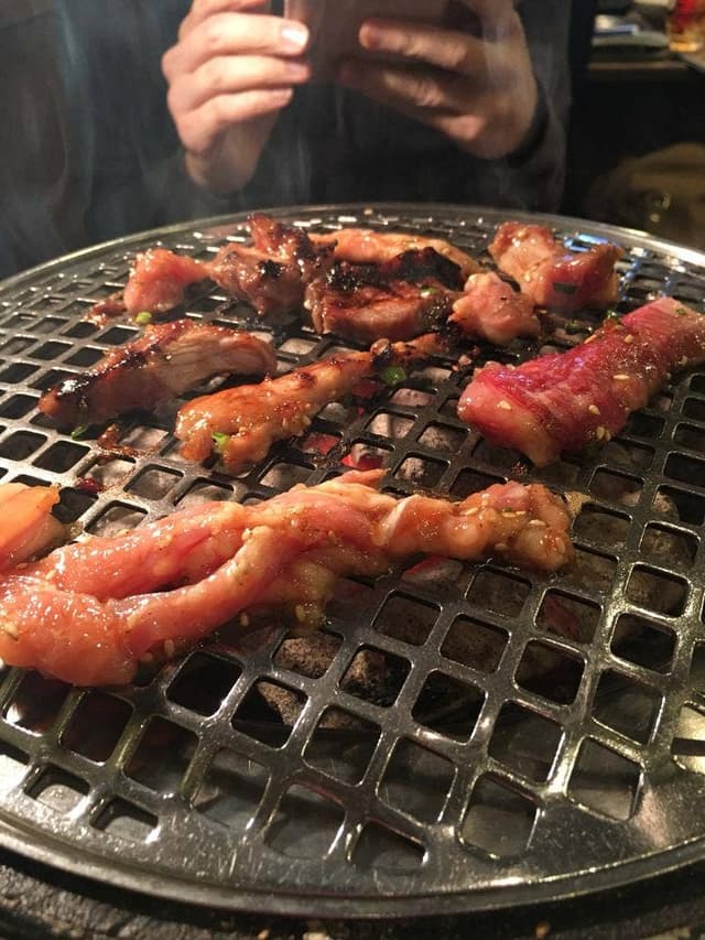金獅子のホルモン 元町店 - サブ画像1